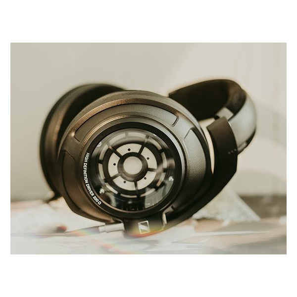 Sennheiser HD820