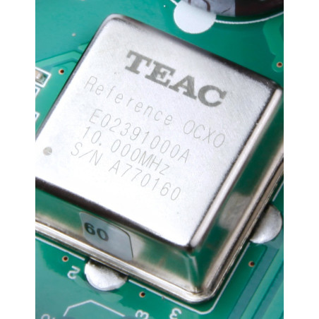 TEAC CG-10M - MASTER CLOCK GENERATOR