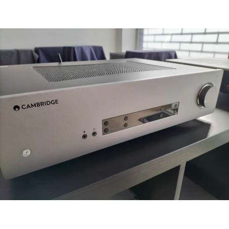 CAMBRIDGE AUDIO CXA61 V2 - USATO
