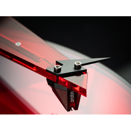 PRO-JECT AC/DC TURNTABLE