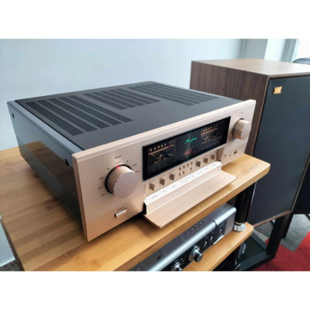 ACCUPHASE E-380 - USED