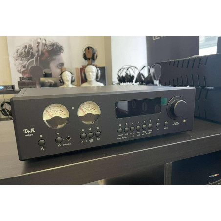 T+A A 200 - EX DEMO - Power amplifiers - Audio Impact