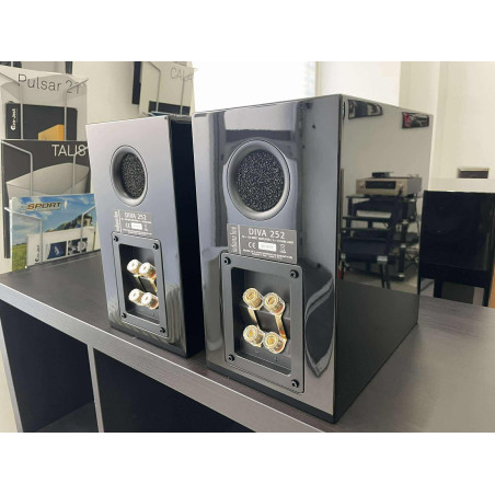 INDIANA LINE DIVA 252  PAIR - EX DEMO - Bookshelf speakers - Audio Imp