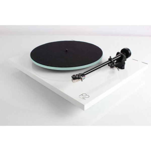 REGA PLANAR 2 WHITE 